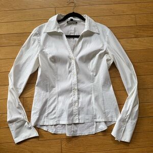 White Lafayette 148 button-up shirt- fitted